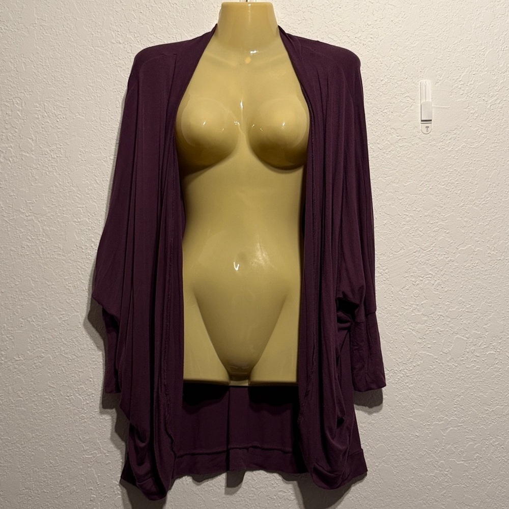 Zenana Outfitters Soft Purple Cardigan - Size M Plum Open Front Side Pockets Top